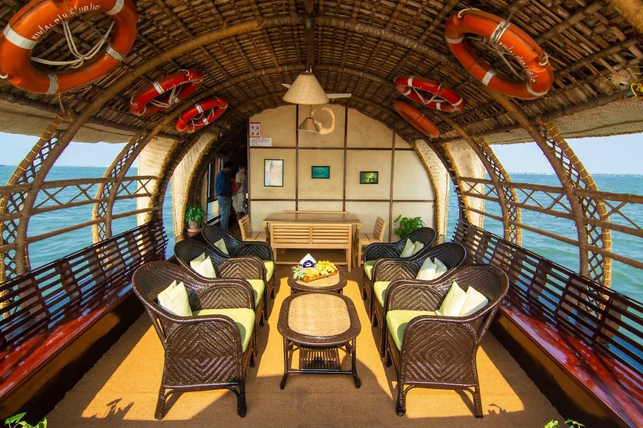 Marvel Cruise Hotel Alappuzha